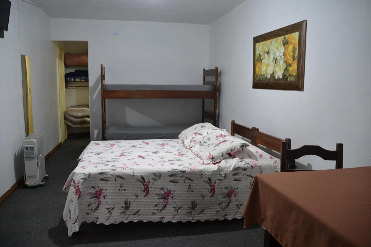 Hotel Pousada Dos Pinheiros Канела Экстерьер фото