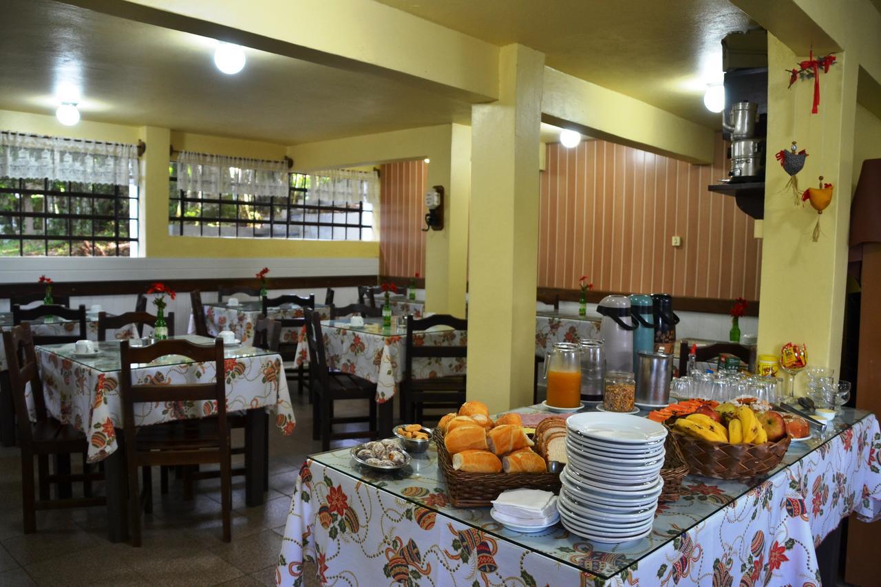 Hotel Pousada Dos Pinheiros Канела Экстерьер фото